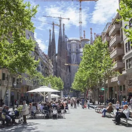 Apartamento Local Life Near Sagrada Familia Barcelona